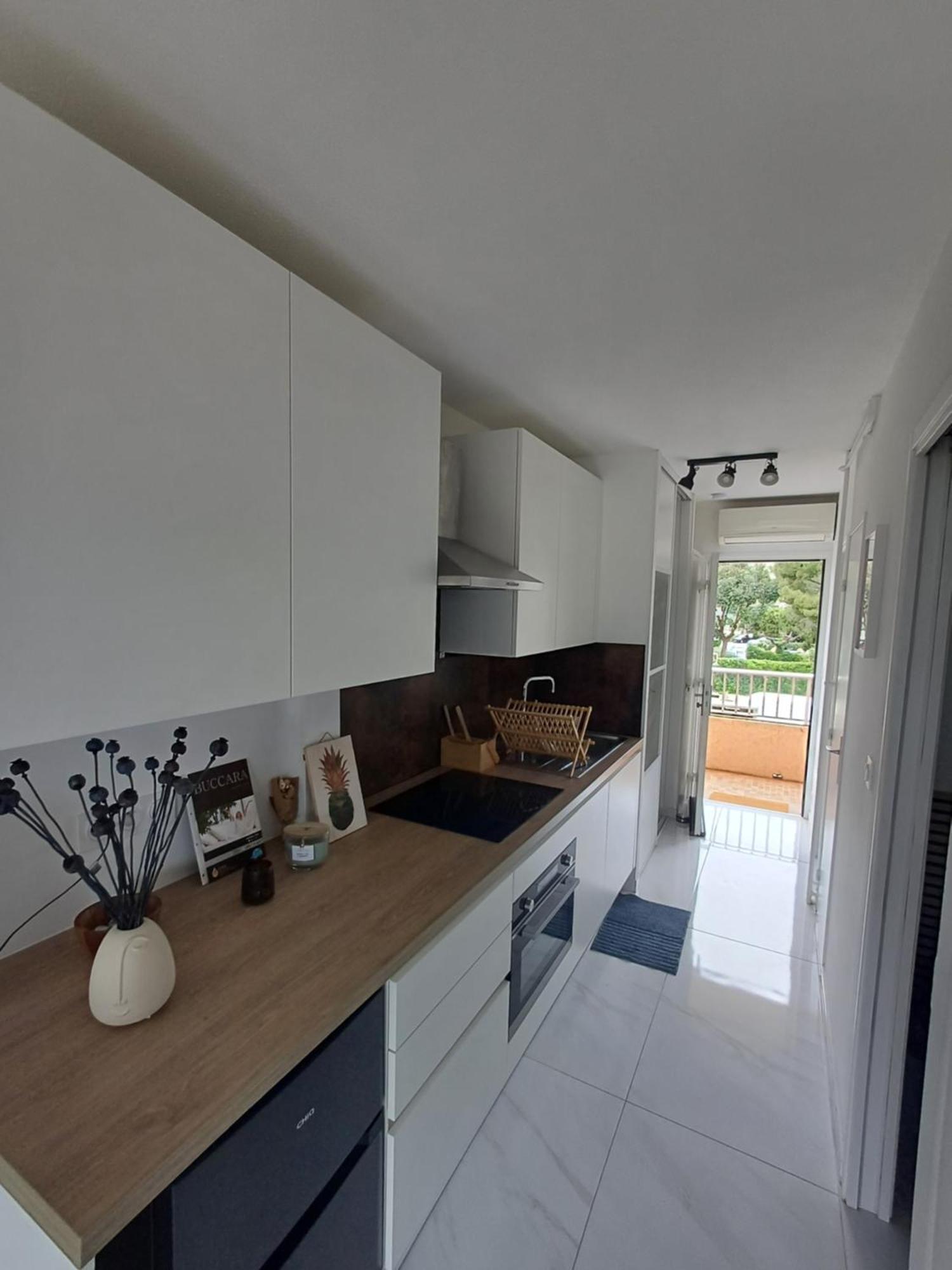 Eden Azur - Residence Hoteliere Golfe-Juan Bilik gambar
